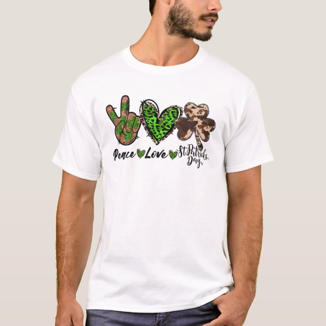 Camiseta Peace Love Lucky St Patricks Day Shamrock Leopard (Anverso)