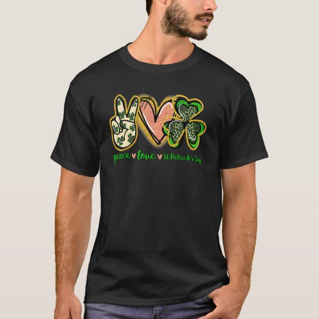 Camiseta Peace Love Lucky St Patricks Day Shamrock Leopard (Anverso)