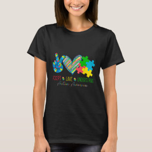 Camiseta Peace Love Ribbon Autism Awareness Accept Love Und