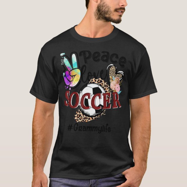 Camiseta Peace Love Soccer Grammy Life Mom Grandma Leopardo (Anverso)