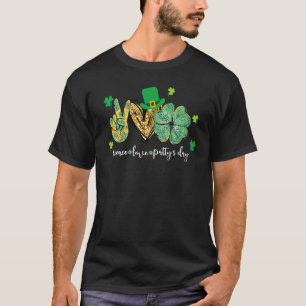 Camiseta Peace Love St Patricks Day Funny Plaid Hearts Iris
