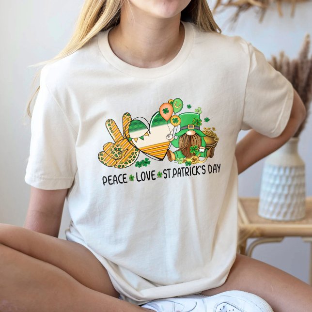 Camiseta Peace Love St Patricks Day Shirt, Shamrock leaf (Subido por el creador)