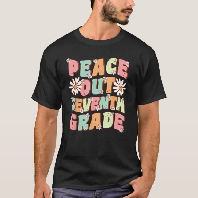 Camiseta Peace Out Séptimo Grado Daisy Groovy 1 (Anverso)