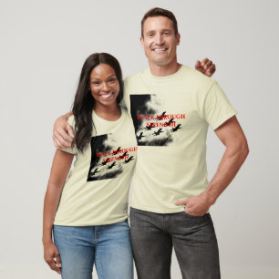 Camiseta Peace Through Strength