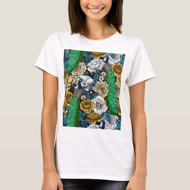 Camiseta Peacocks en el jardín rosa (Anverso)