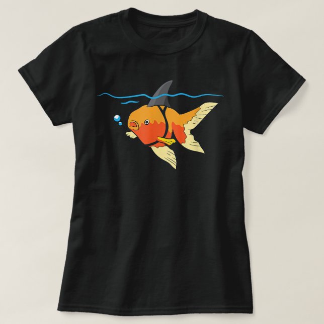 Camiseta Peces de Oro Con Aleta De Tiburón Criaturas Del Ma (Diseño del anverso)
