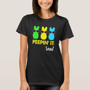 Camiseta Peepin It Real Happy Easter Bunny Egg Hung