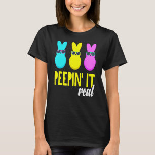 Camiseta Peepin It Real Outfit Happy Easter Bunny Eging Hun