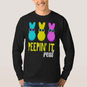 Camiseta Peepin It Real Outfit Happy Easter Bunny Eging Hun