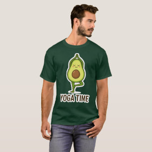 Camiseta Pegatina de aguacate agudo haciendo yoga