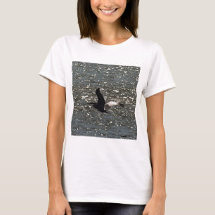 Camiseta Pelican Volando por el Lago Bafa