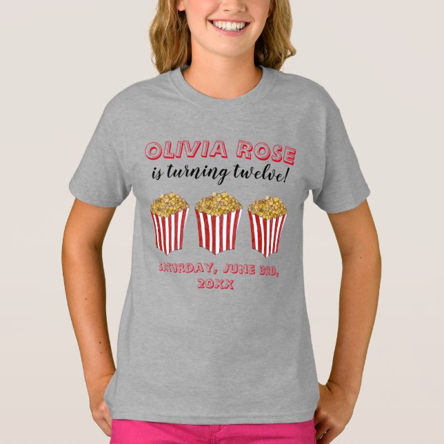 Camiseta Película Noche Sleepover Popcorn Cumpleaños Party (Anverso)