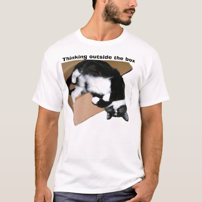 Camiseta Pensamiento fuera de la caja (Anverso)