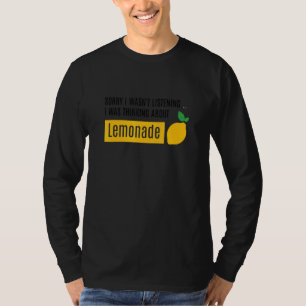 Camiseta Pensando en Limonada Cítricos Frutas de Verano