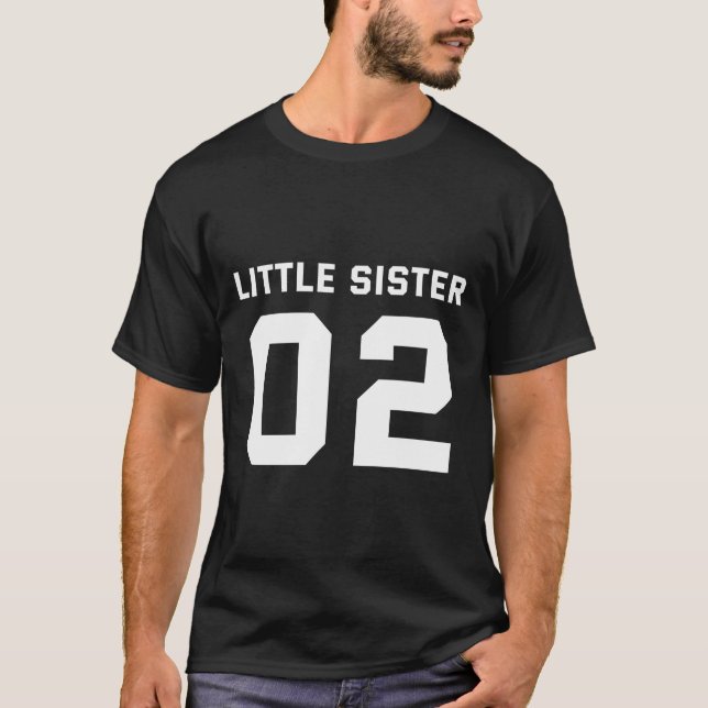 Camiseta Pequeña hermana 02 (Anverso)