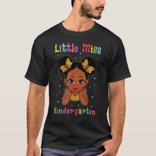 Camiseta Pequeña Miss Kinderg, un Chica negro curado de vue