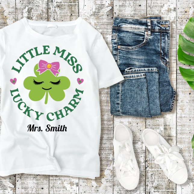 Camiseta "Pequeña Miss Lucky Charm" Tee del Día de San Patr (Subido por el creador)