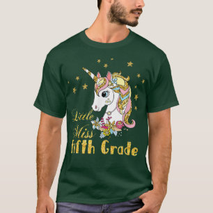 Camiseta pequeña señorita de quinto grado de vuelta a la es