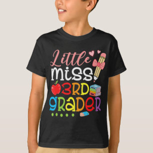 Camiseta Pequeña señorita de tercera graduación vuelve a la