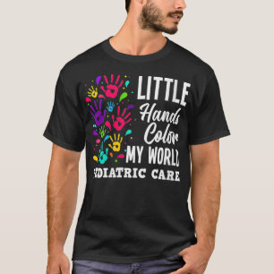 Camiseta Pequeñas manos colorean mi pediatra mundial