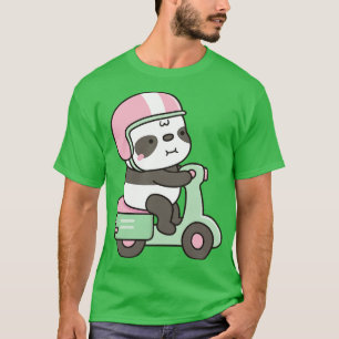 Camiseta Pequeño Panda lindo montando Scooter verde