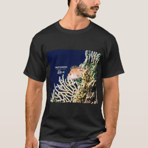 Camiseta Pequeño pez halcón amarillo lindo en el abanico de