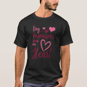 Camiseta Pequeños Humanos Me Robaron El Corazón Día De San