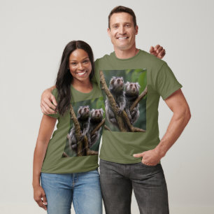 Camiseta Pequeños titanes de marmoset entre las ramas,