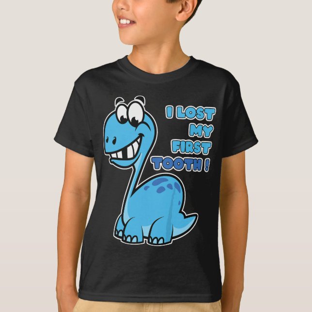 Camiseta Perdí Mi Primer Diente - Dinosaurios Cutos (Anverso)