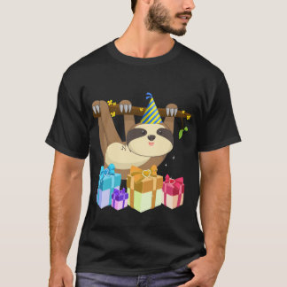 Camiseta Pereza colgante linda con el gorra del cumpleaños