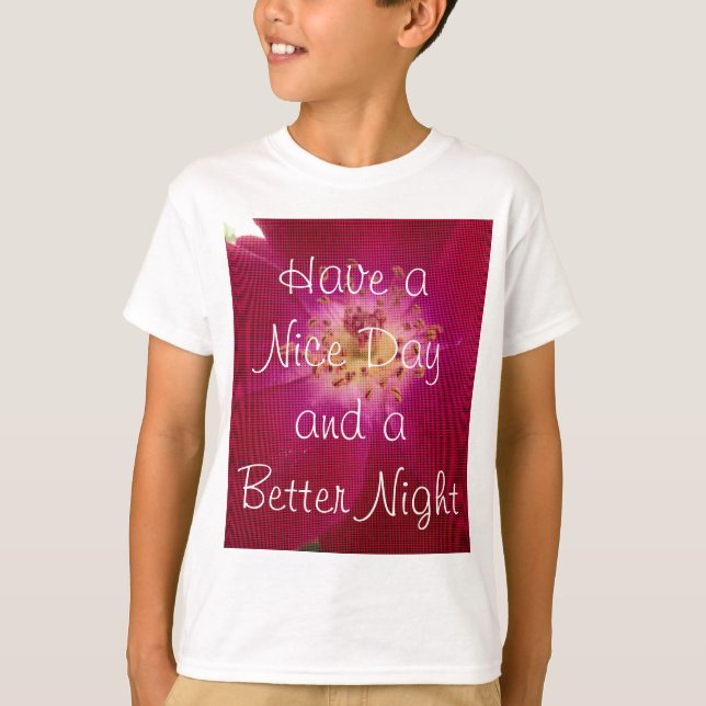 Camiseta Perfección Petal: arte de patrón Petal Rosa contro (Anverso)