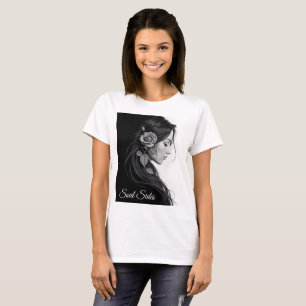 Camiseta Perfil femenino artístico con rosa en monocromo