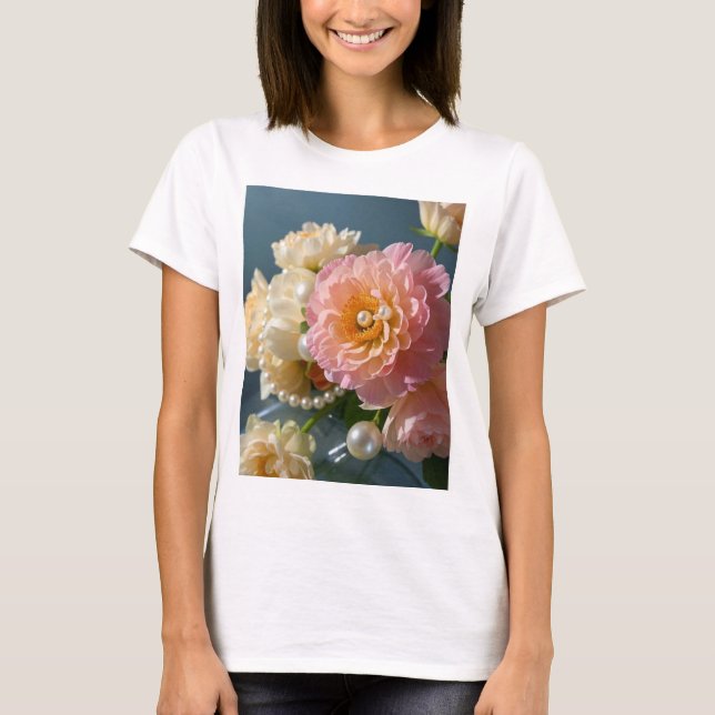 Camiseta Perlas con flores rosas (Anverso)