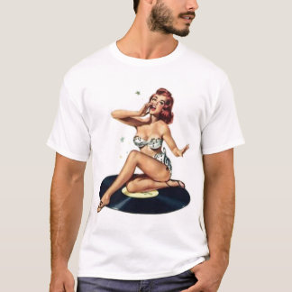 Camiseta perno del canto encima del chica