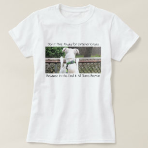 Camiseta Perro blanco de la Noesía Cutáneo mirando el trase