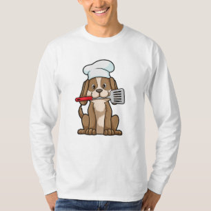 Camiseta Perro cocinado con el gorra y la espátula del chef