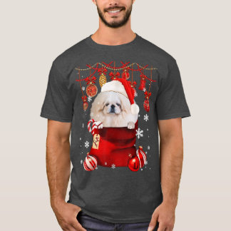 Camiseta Perro con bolas de nieve en bolsillos en invierno
