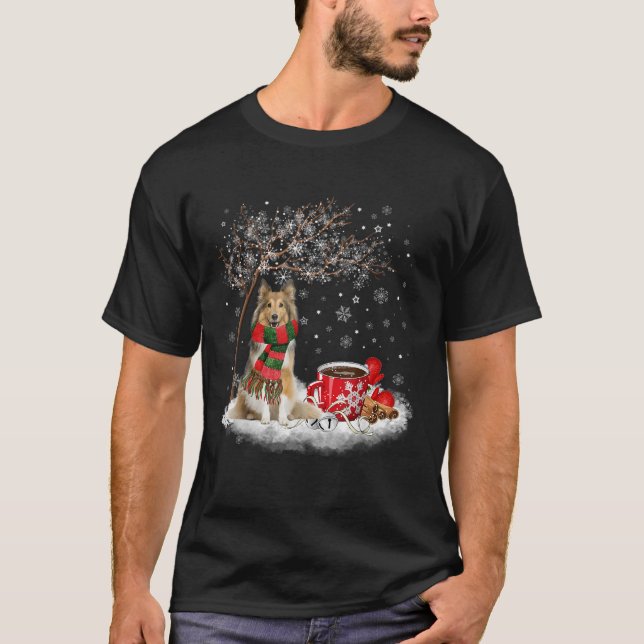 Camiseta Perro confitado en árbol de navidad de invierno de (Anverso)