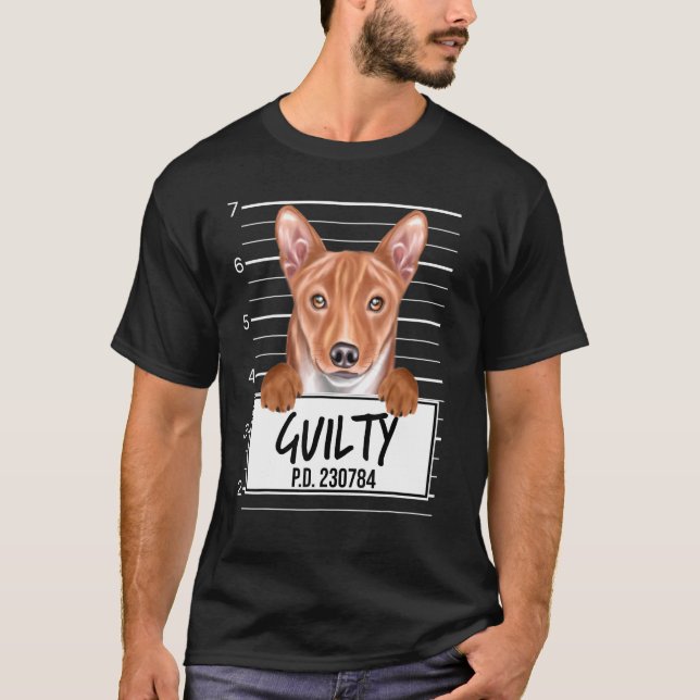 Camiseta Perro culpable de Basenji Mugshot (Anverso)