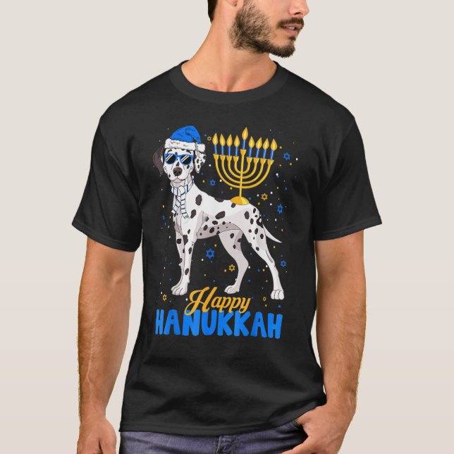 Camiseta Perro Dalmatiano judío Menorah Feliz Hanukkah Chan (Anverso)