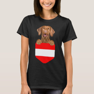 Camiseta Perro de la bandera austríaca Vizsla en el bolsill