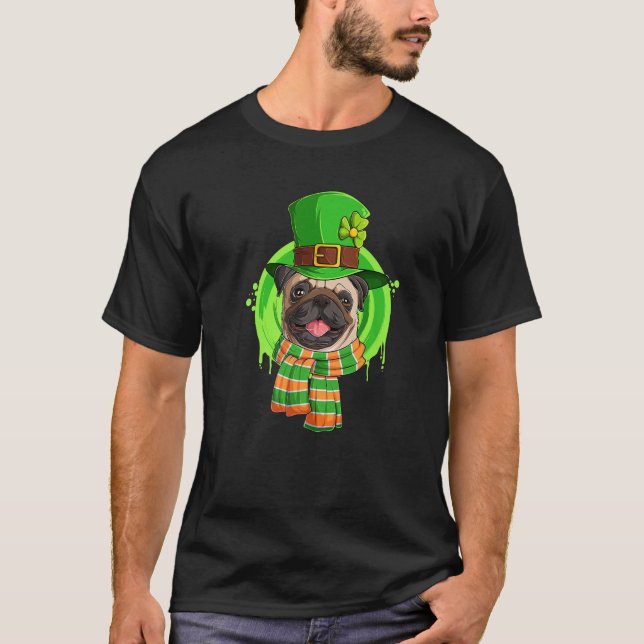 Camiseta Perro De Pug Afortunado Para El Día De St Patricks (Anverso)