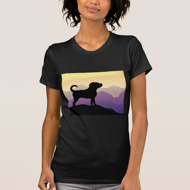 Camiseta Perro de Puggle de las montañas púrpuras (Anverso)
