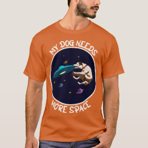 Camiseta Perro divertida atrapando un Ufo Mi Perro necesita