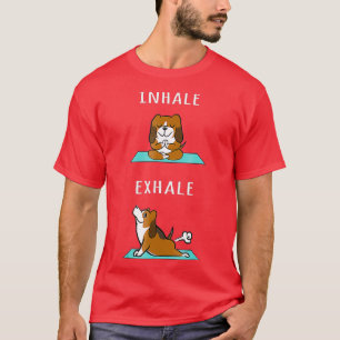 Camiseta Perro divertido de la exhalación de yoga del Hound