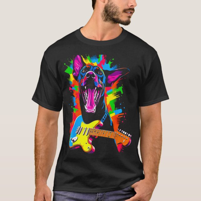 Camiseta Perro Doberman Pinscher Guitarrista (Anverso)