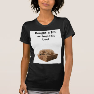 Camiseta Perro durmiendo en una caja de pizza