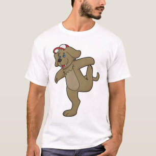 Camiseta Perro en el gimnasio del yoga