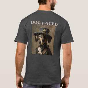 Camiseta "Perro frente a soldado de ponía"