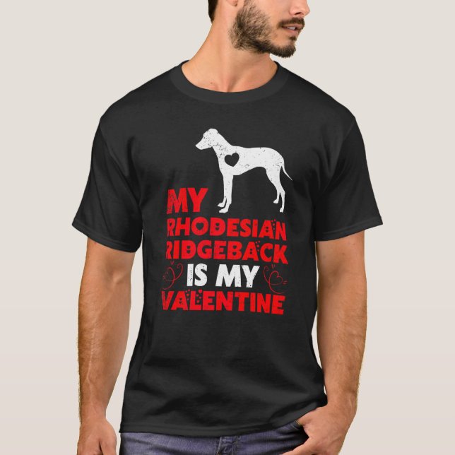Camiseta Perro gracioso mi regreso rotundo es mi San Valent (Anverso)